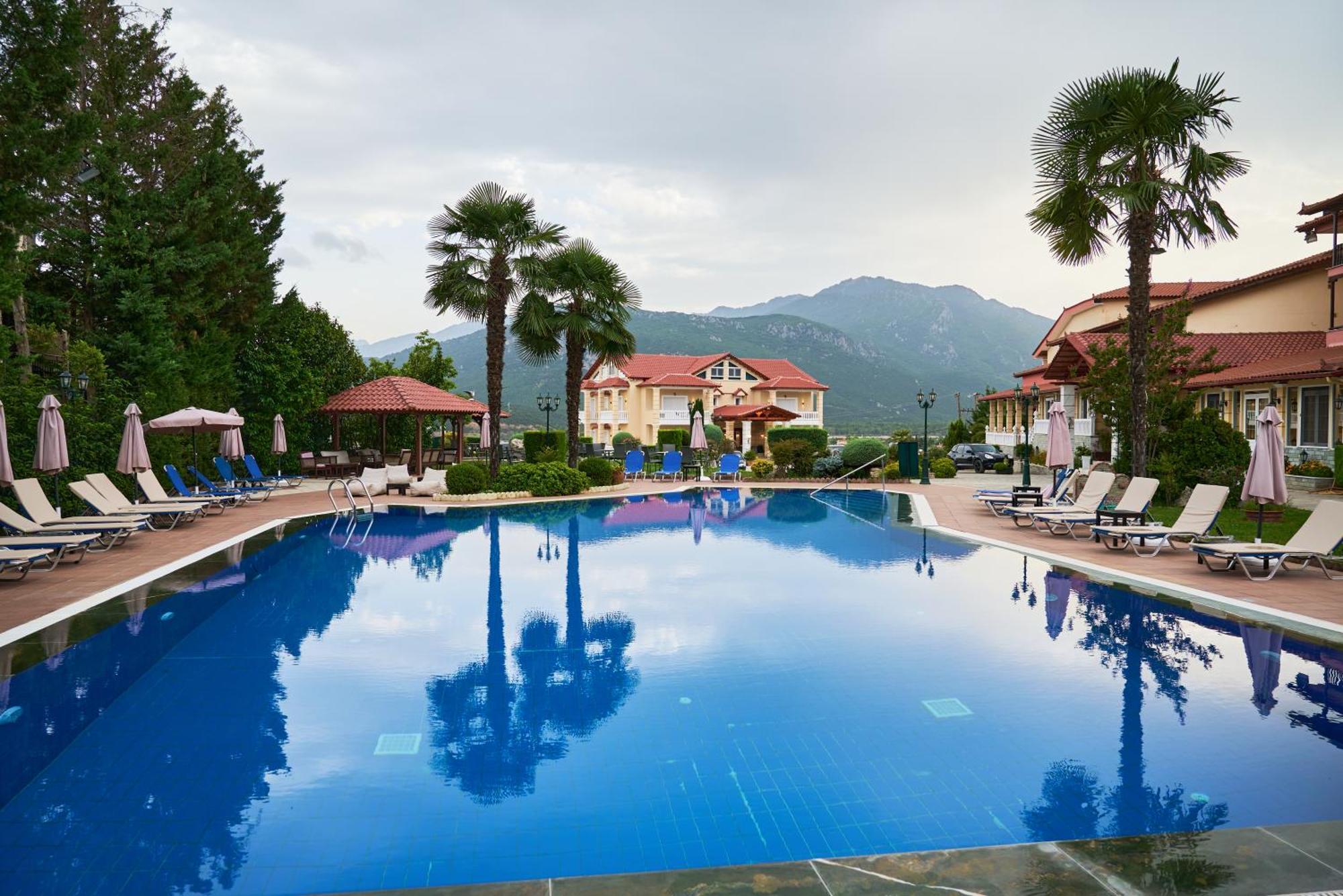 Aparthotel Famissi Sofita 7 Kalambaka Exterior foto